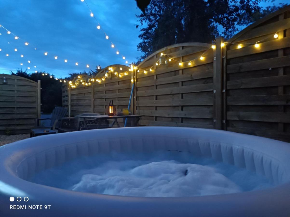 Sauna & Double Jacuzzi Interieur Et Sous Les Etoiles 1H30 Paris Ladon Экстерьер фото
